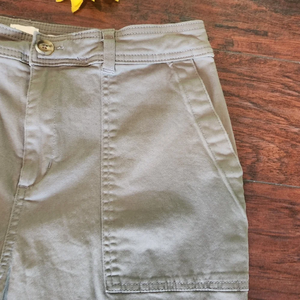 A New Dat High-Rise Tapered Ankle Chino Pants Elastizano